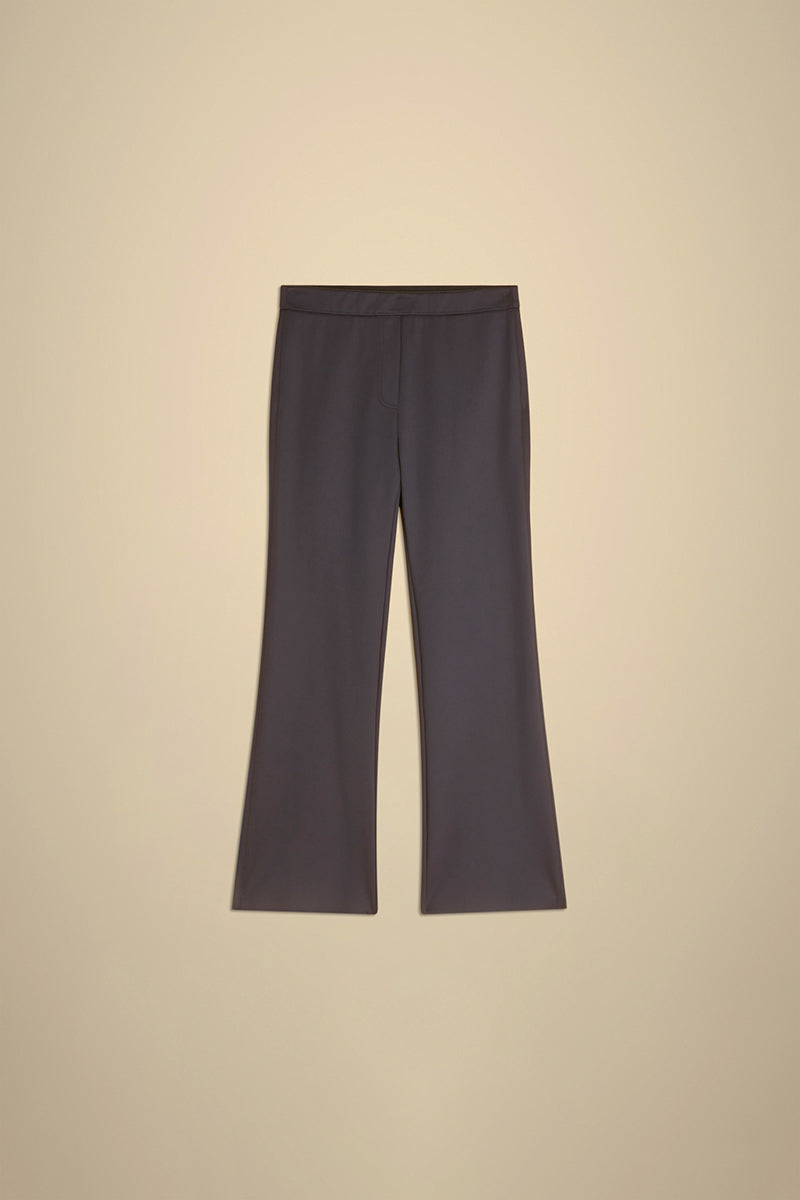 pantalon negro y crudo engomado