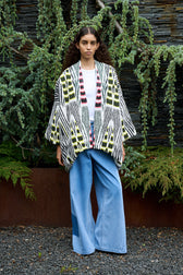 Kimono acochado con estampado  ikat