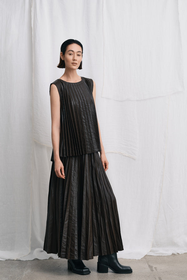 Top plisado marron