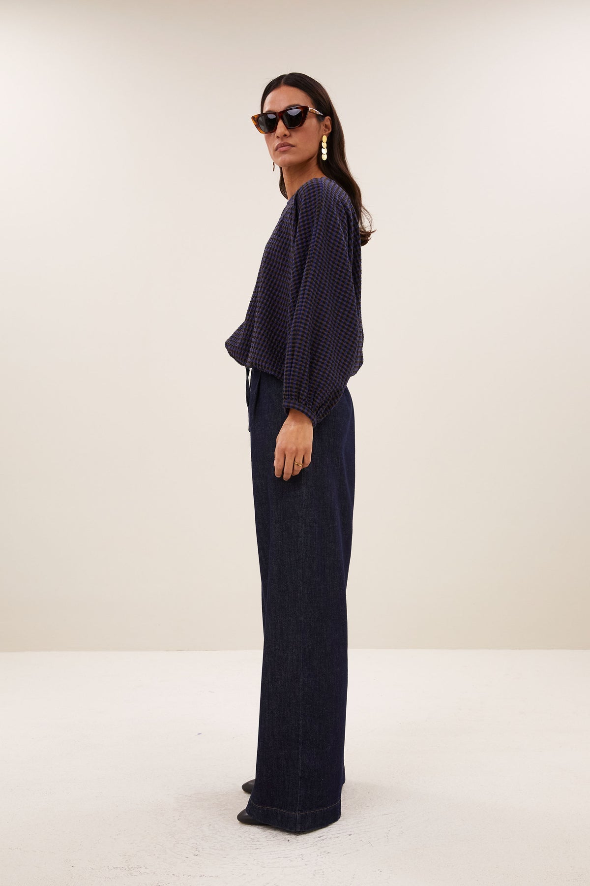 Blusa de cuadros azul y marron