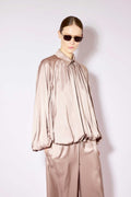 Chaqueta satinada con cuello camisero capuchino