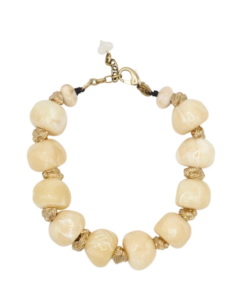collar de cuentas irregulares en tono marfil