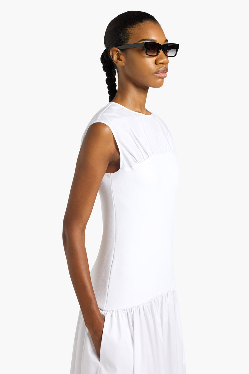 Vestido sin mangas