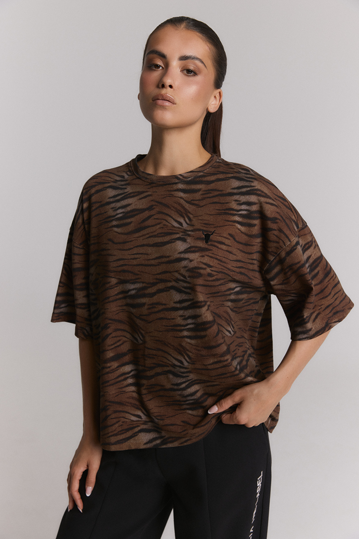 Camiseta estampado tigre manga corta