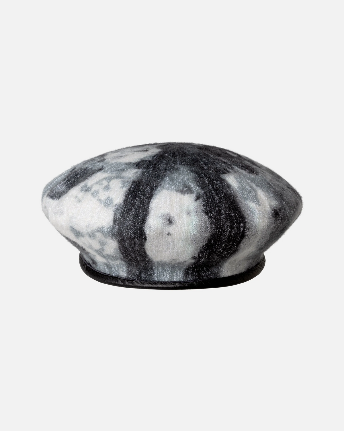 Boina con estampado jaspeado tie dye