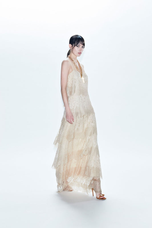 Vestido largo encaje volantes