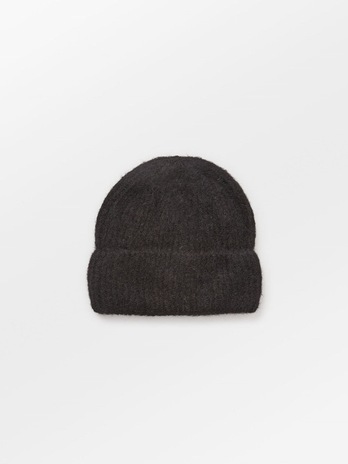 Gorro de punto con vuelta