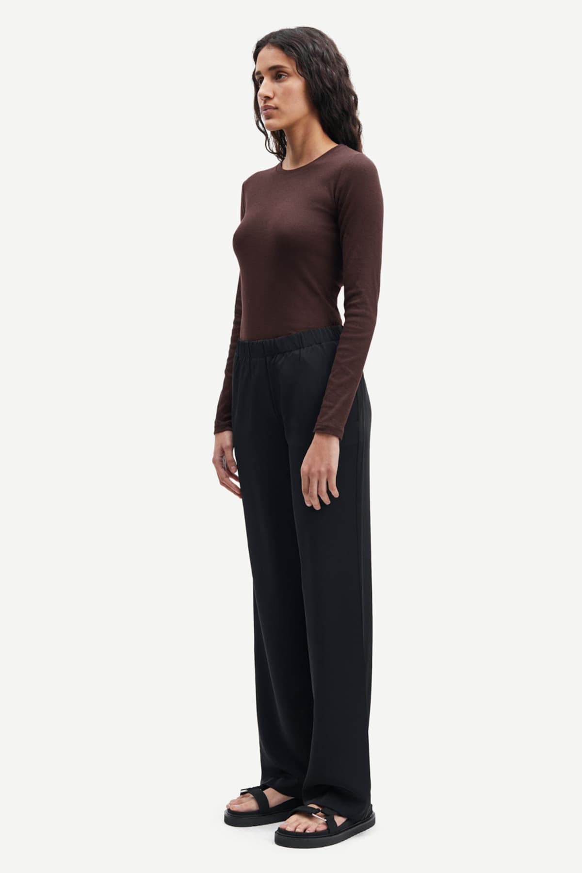 Camiseta mujer basica marron SAMSOE SAMSOE