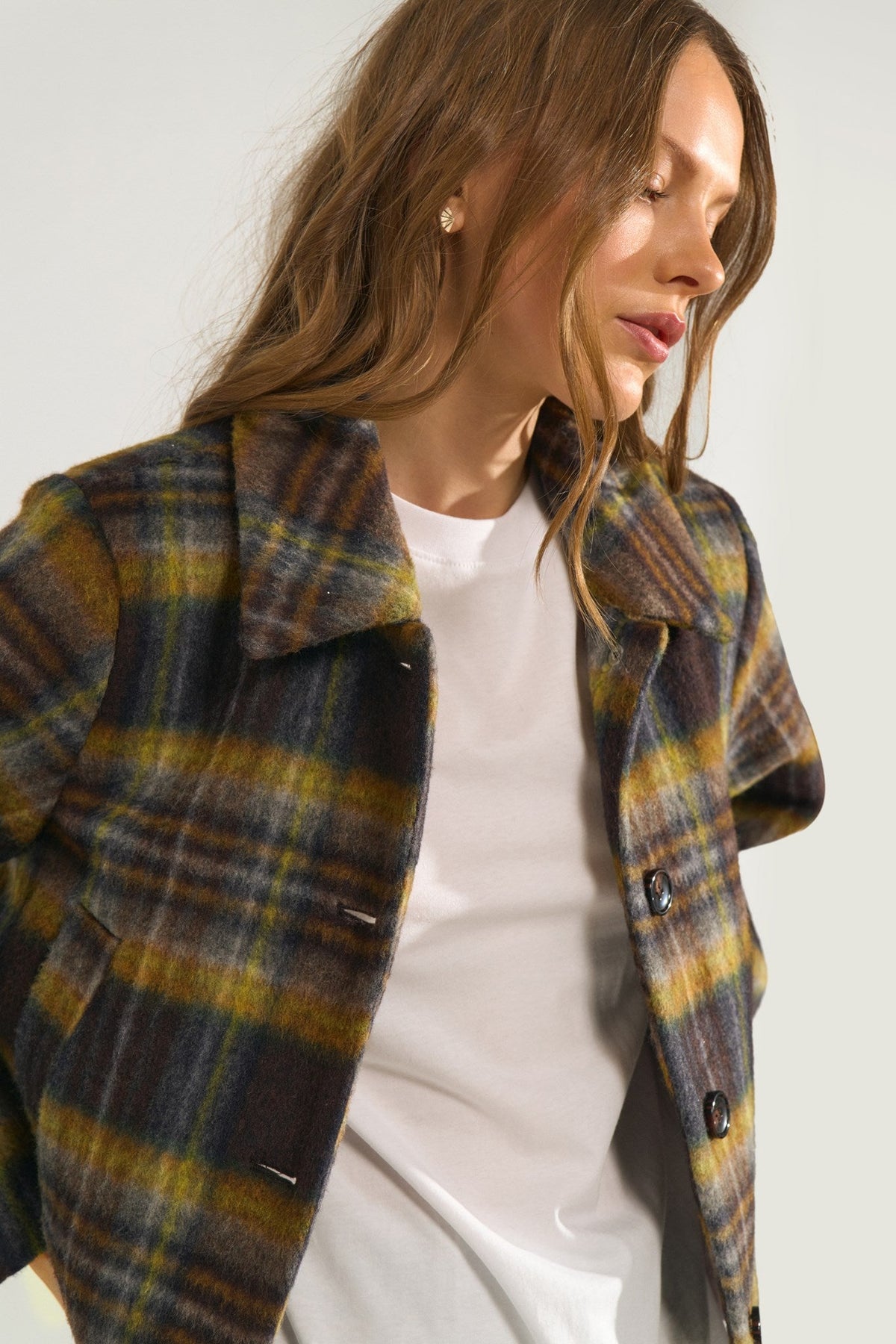 Chaqueta de mujer corta de cuadros estilo casual
