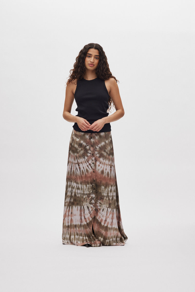 Falda larga efecto tie-dye