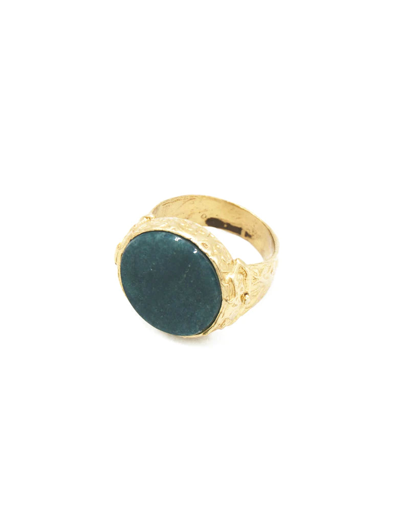 anillo piedra verde