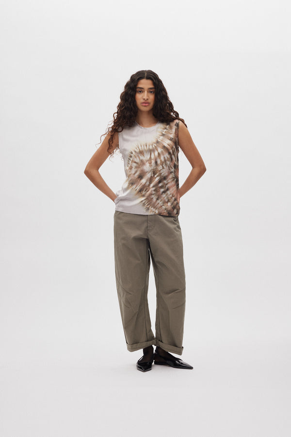 Top sin mangas efecto tie dye