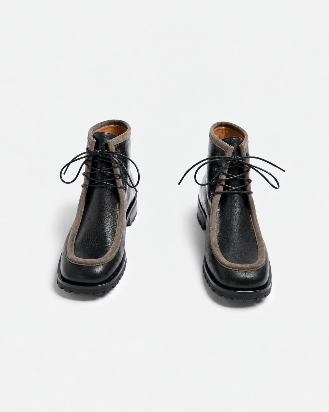 Botín tipo wallabee de piel