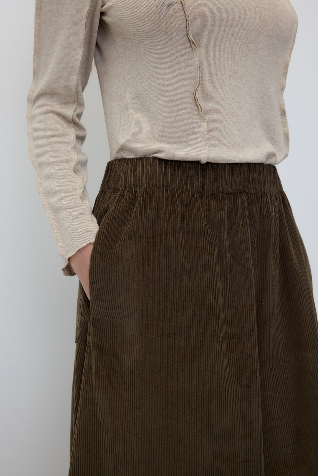 Pantalón de pana kaki RITA ROW