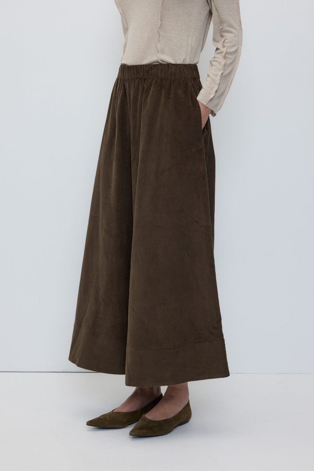 Pantalón de pana kaki RITA ROW