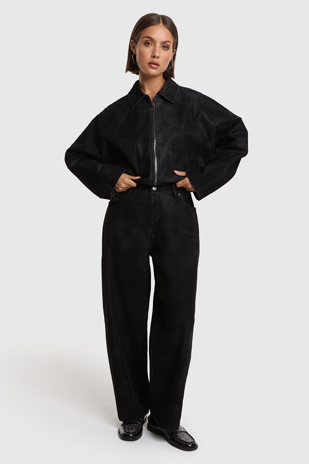 pantalón efecto gamuza de cinco bolsillos